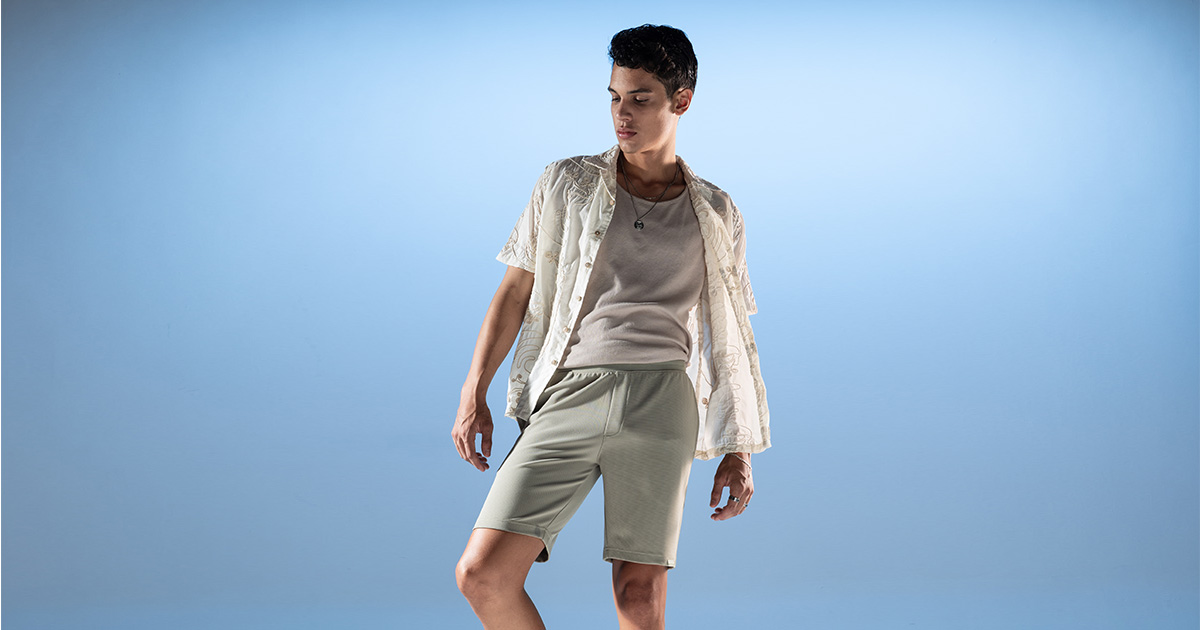 From Work to Weekend: Transitioning with DaMENSCH’s Versatile Styles