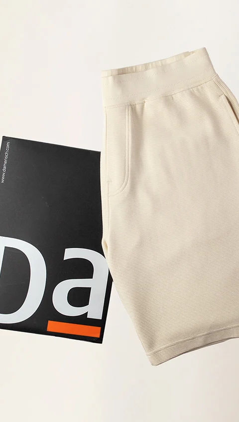 Constant 500 Day Casual Shorts Vow White