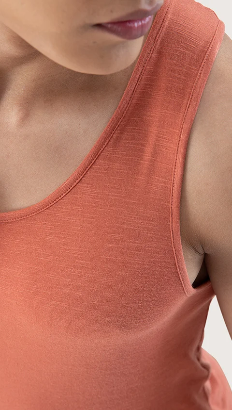 Neo-Skin Bamboo Vest Rust
