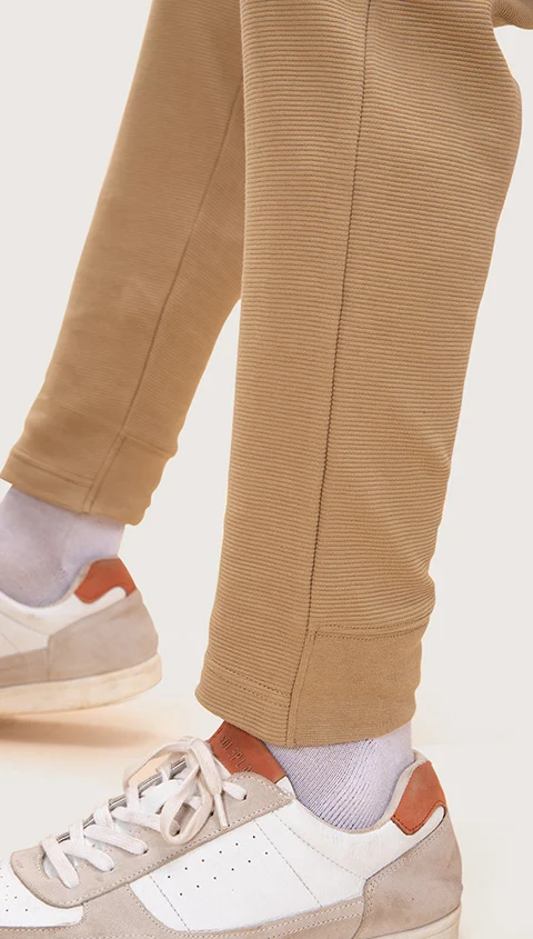 Statement Textured Jogger Faithful Beige