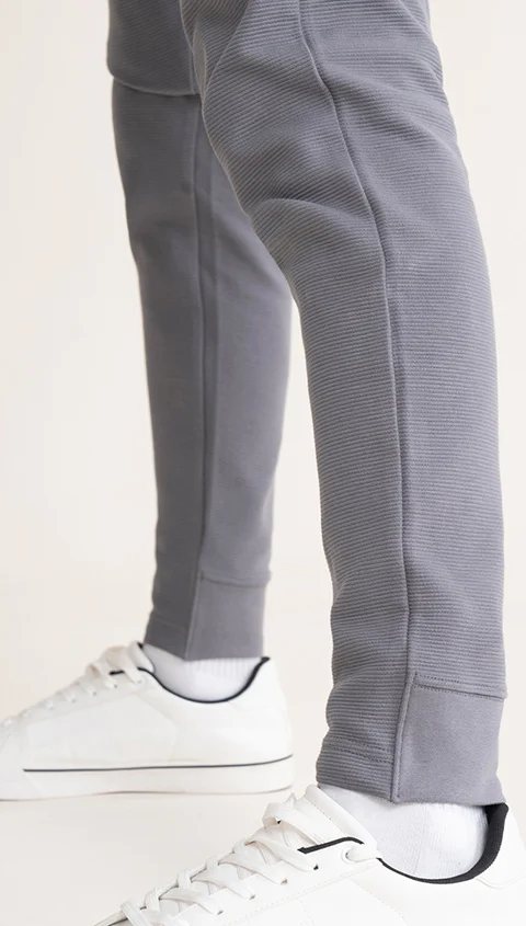 Statement Textured Jogger Glory Grey