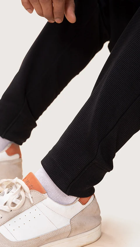 Statement Textured Jogger Stern Black