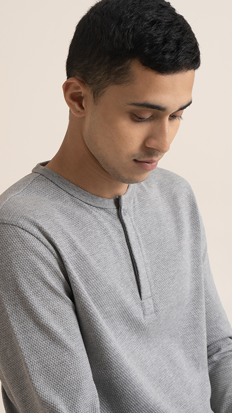 Popcorn T-shirt for Men Online - Henley Soft Grey | DaMENSCH