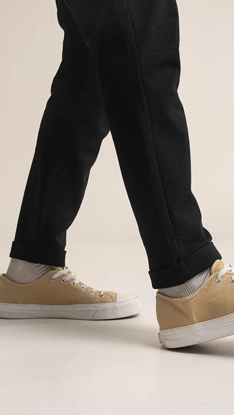 Statement Popcorn Casual Trousers  Popcorn Jet Black