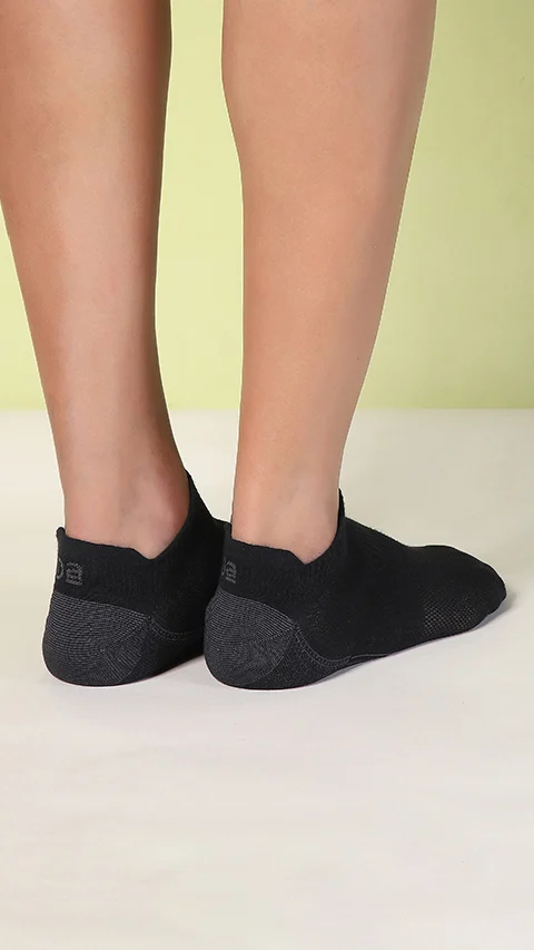 Aloe-Soft Below Ankle Socks (Non-Terry) Kick Black