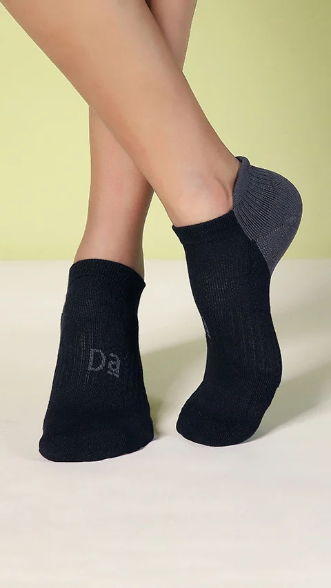 Aloe-Soft Below Ankle Socks (Terry)- Stark Black