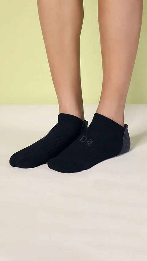 Aloe-Soft Below Ankle Socks (Terry)- Stark Black