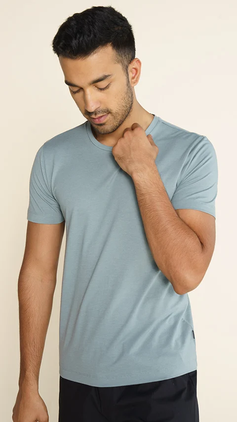 Breeeze Ultra-Light Solid T-Shirt Sleek Grey