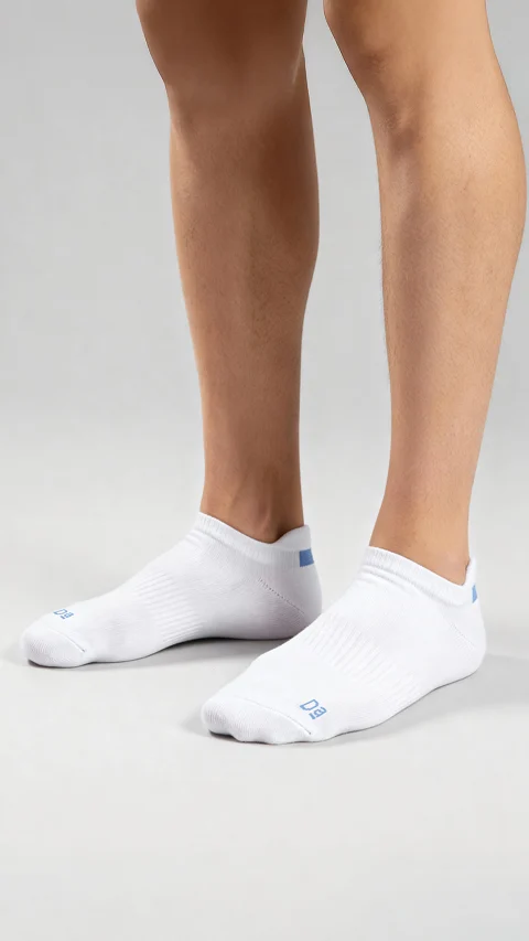 Aloe-Soft Below Ankle Socks Strike White, Accent White, Sail White