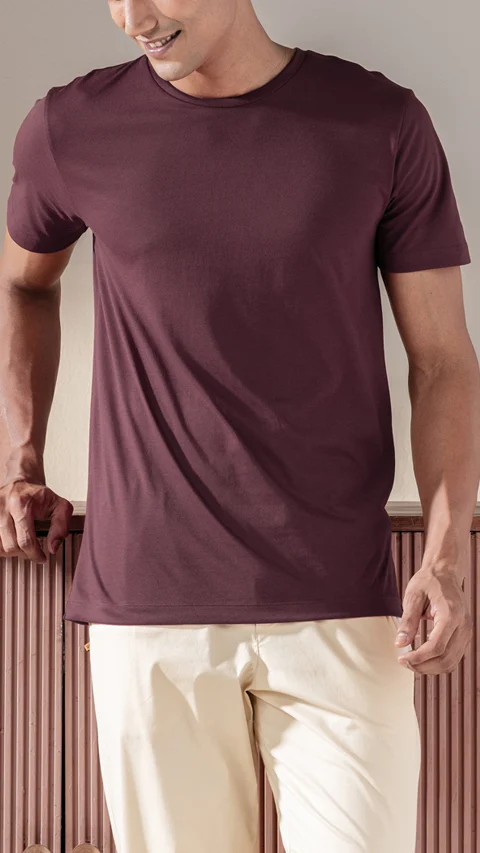 Breeeze Ultra-Light Solid T-Shirt Dark Wine