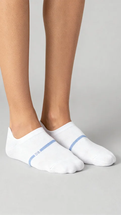 Aloe-Soft No Show Socks Strike White, Accent White, Sail White