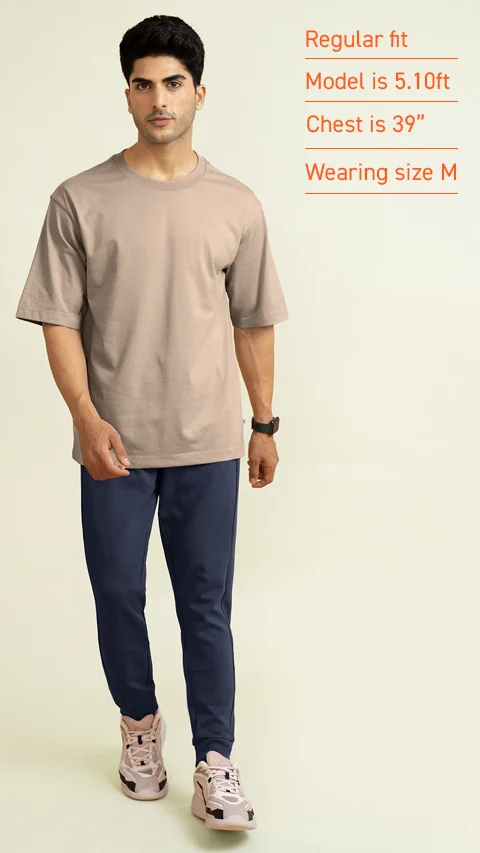 Statement Oversized Solid T-Shirt Quiet Brown