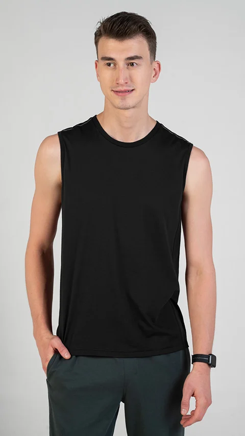 Breeeze Tank Top Jet Black
