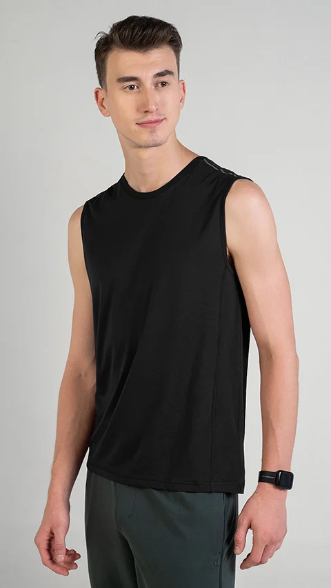 Breeeze Tank Top Jet Black