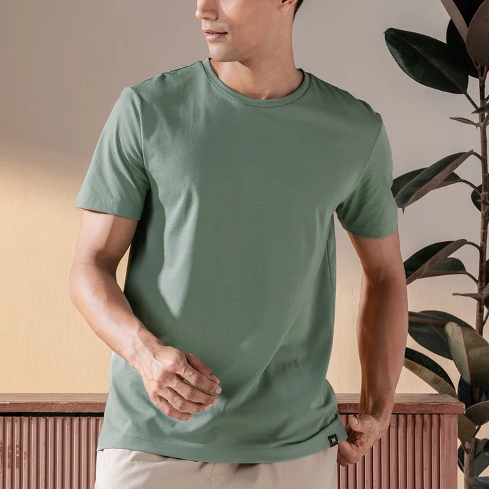 Breeeze Ultra-Light Solid T-Shirt Canopy Green