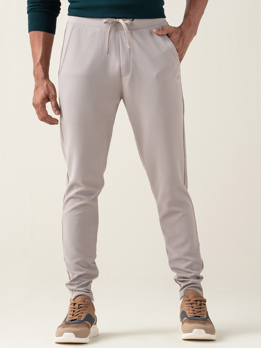 Statement Textured Jogger Cookie Beige