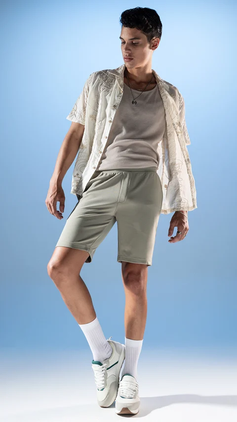 Constant Casual Shorts Oil Green
