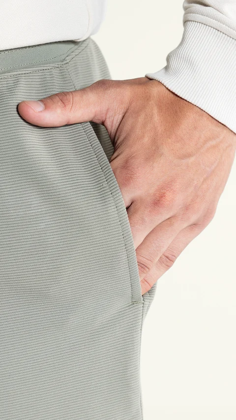 Constant Casual Shorts Oil Green