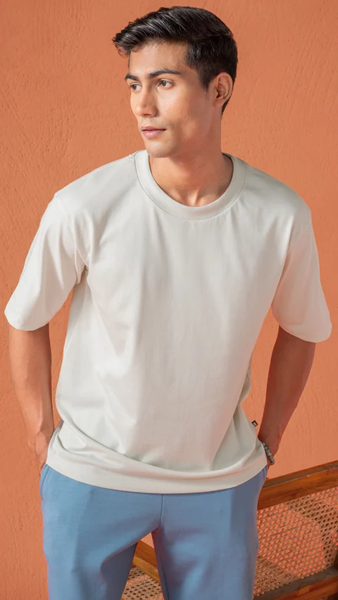 Statement Oversized Solid T-Shirt Ivory Mist