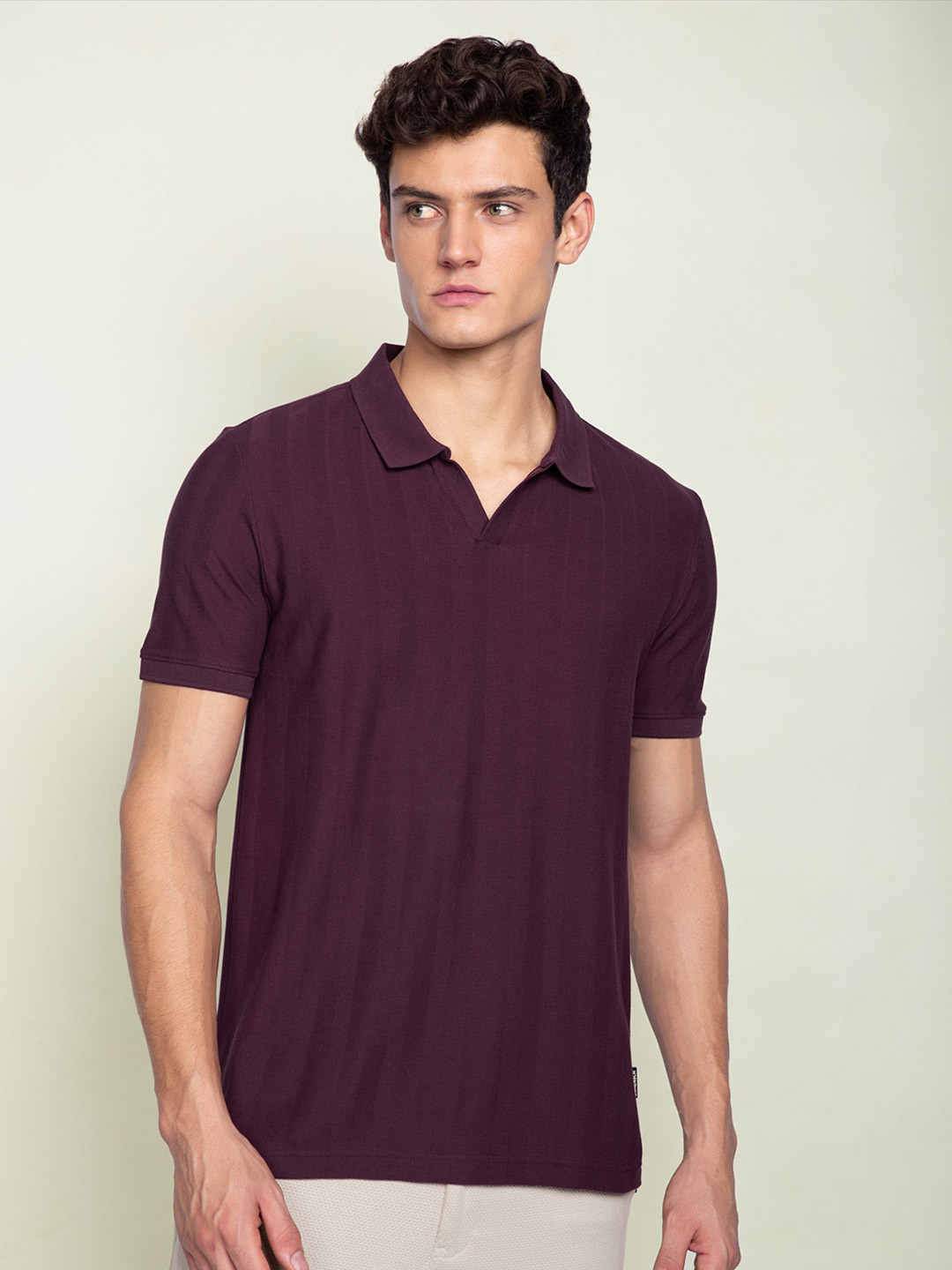 Statement Textured Polo T-Shirt Wisdom Wine