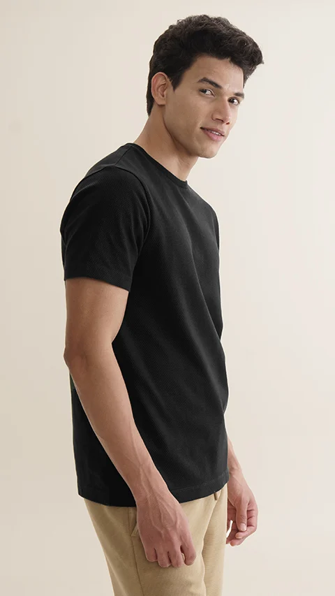 Statement Popcorn Textured Casual Tees Jet Black