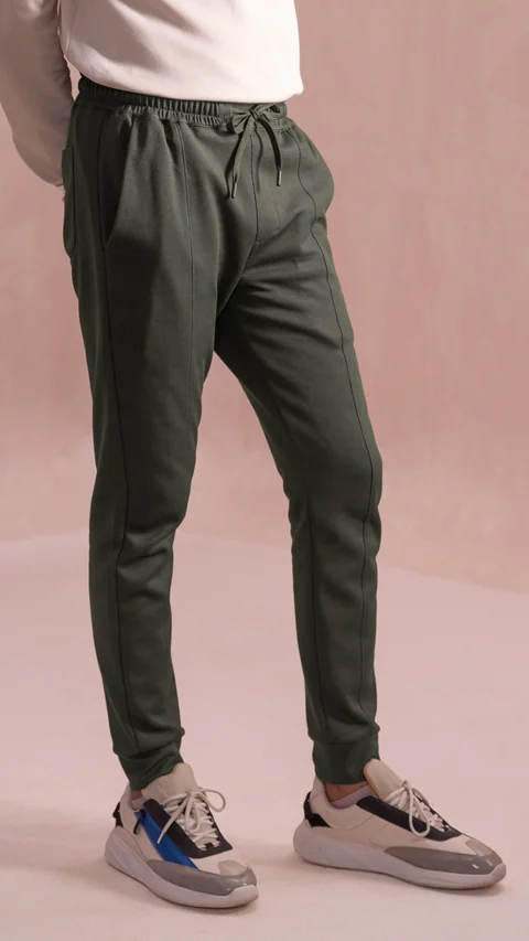 Statement Elemental Knit Jogger Olive Green