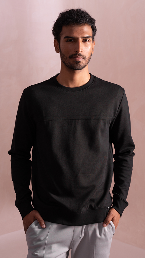 Black solid sweatshirt online