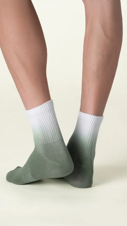 Statement Tie-Dye Above Ankle Socks- Forest Fade