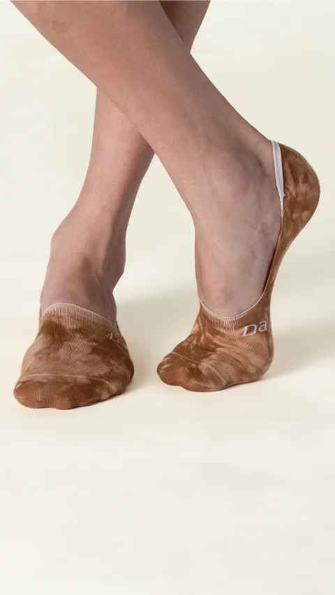 Statement Tie-Dye No Show Socks- Desert Rust