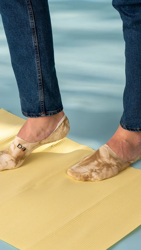 Statement Tie-Dye No Show Socks- Stone Yellow