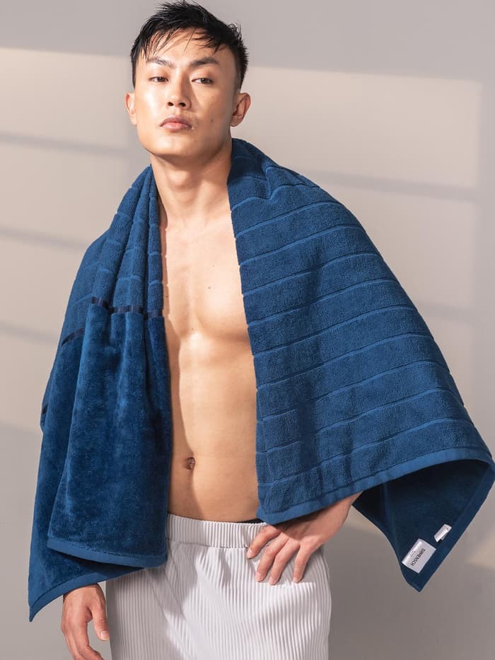 Better-Basic Bath Towel Nightfall Blue