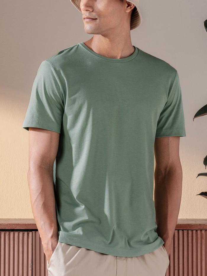 Breeeze Ultra-Light Solid T-Shirt Canopy Green