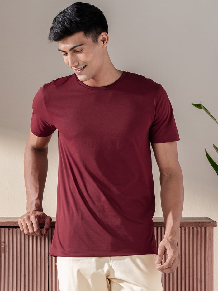 Breeeze Ultra-Light Solid T-Shirt Ruby Red