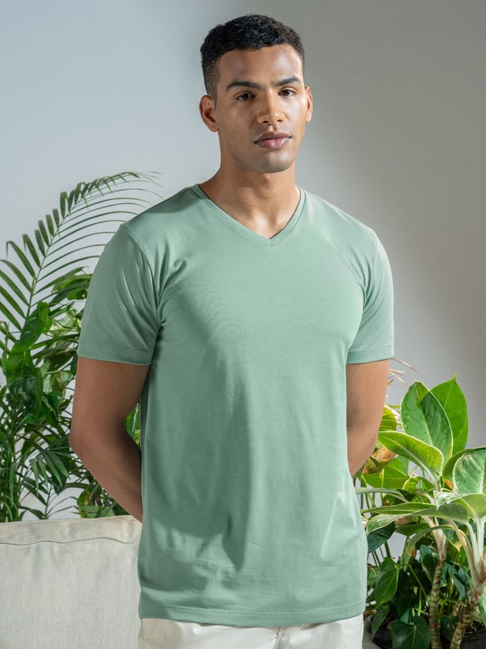Breeeze Ultra-Light V-Neck T-Shirt Misty Green
