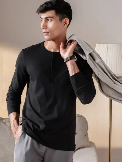 Popcorn Henley FS Tshirt - Jet Black