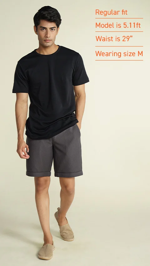 Statement Texture Zig-Zag Shorts Shadow Grey